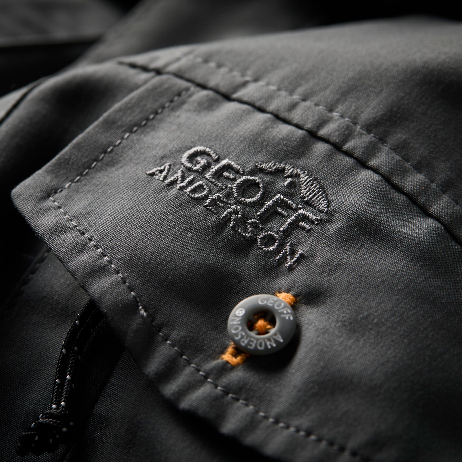 Ezmar-Midweight-Soft-Graa-Geoff-Anderson-Closeup-7.jpg