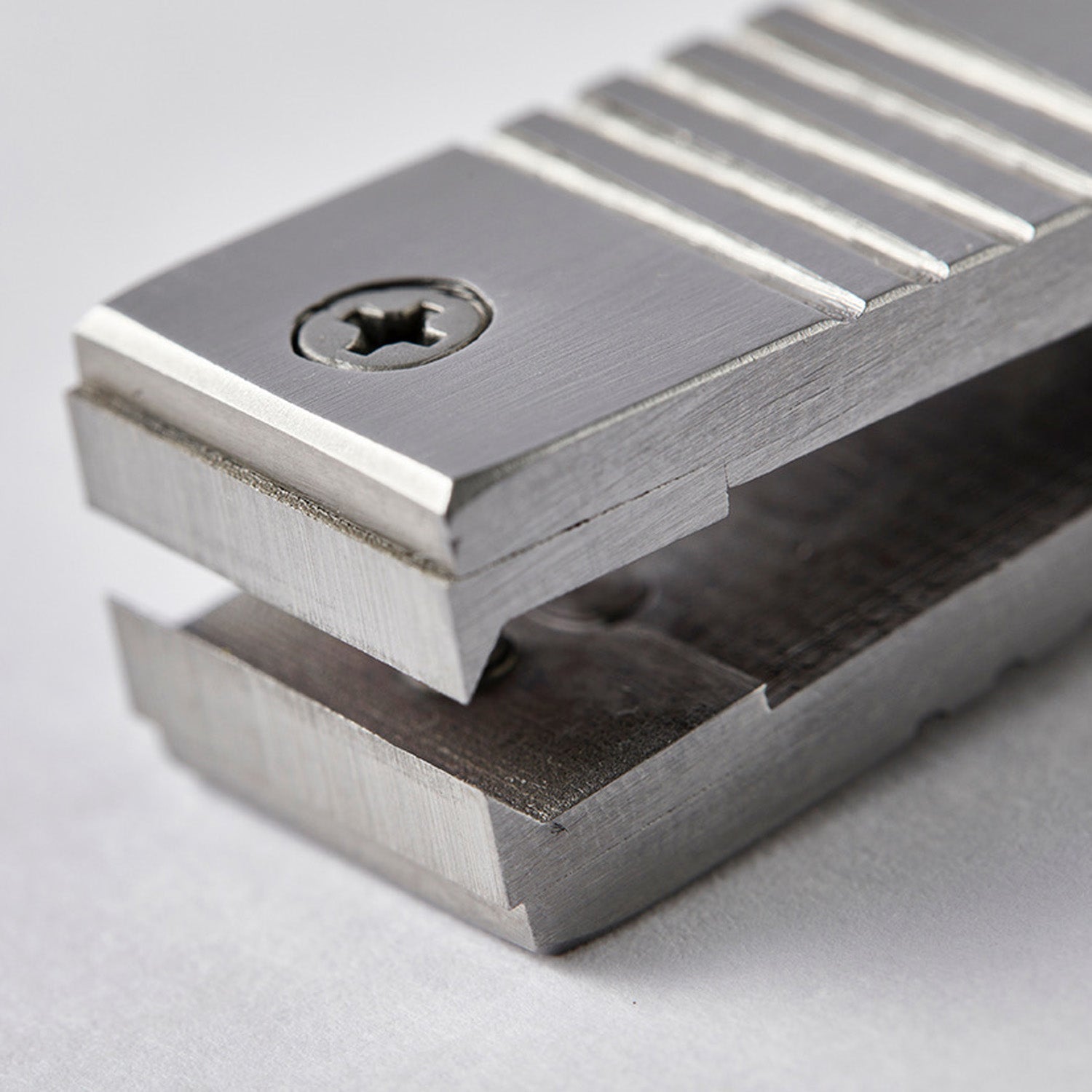 WizTool-Tungsten-Nipper-70-mm-Geoff-Anderson(2).jpeg