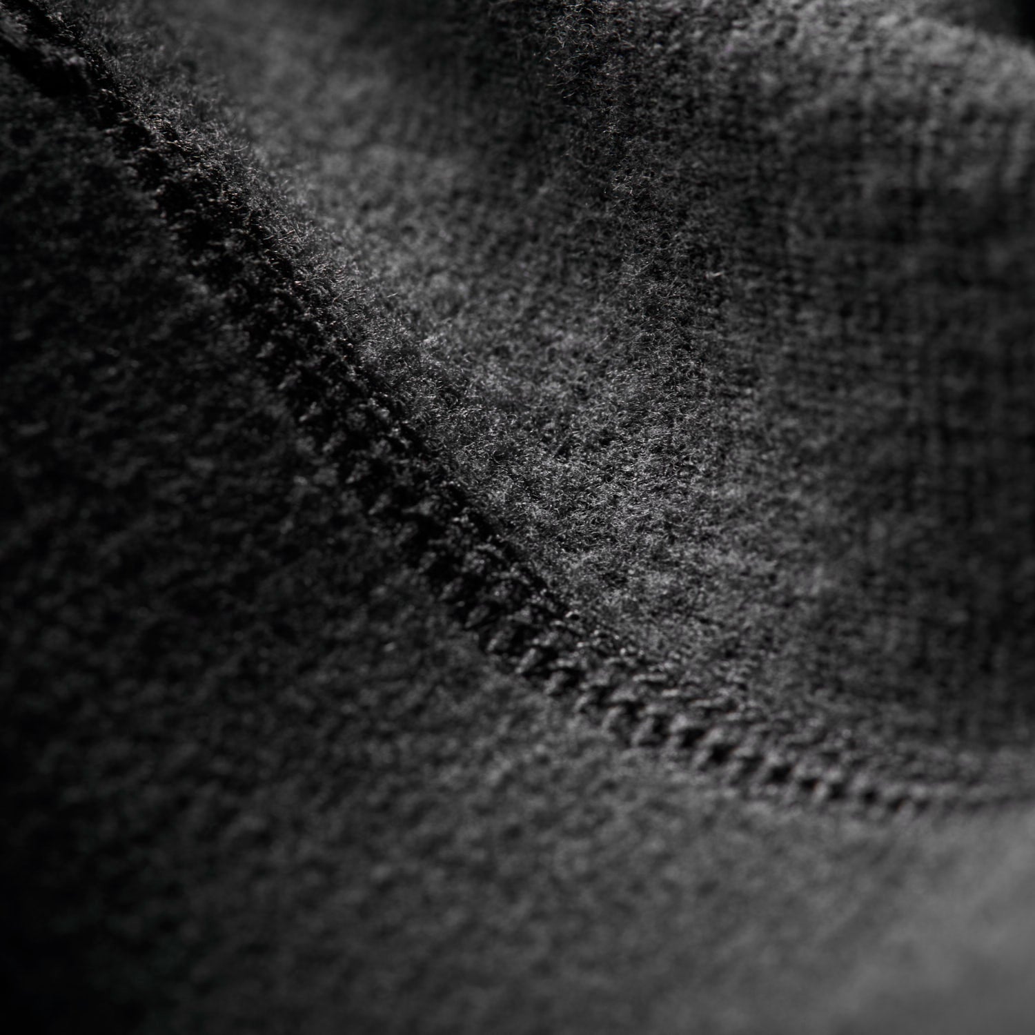 WizWool-335-Pullover-Sort-Geoff-Anderson(1).jpg