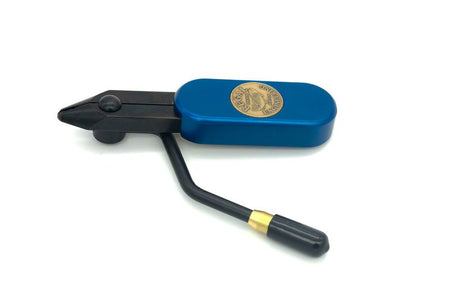 Du tilføjede <b><u>Medallion-Serie – Nur Kopf mit Monsterkiefer – Königsblau</u></b> til kurven.
