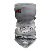 Abu Garcia Sölv Neckwarmer mit grauem Muster und Logos.